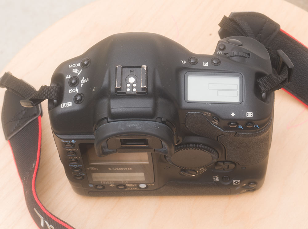 非常新佳能canon eos 1ds2 markii二代大兔子专业全幅数码单反相机